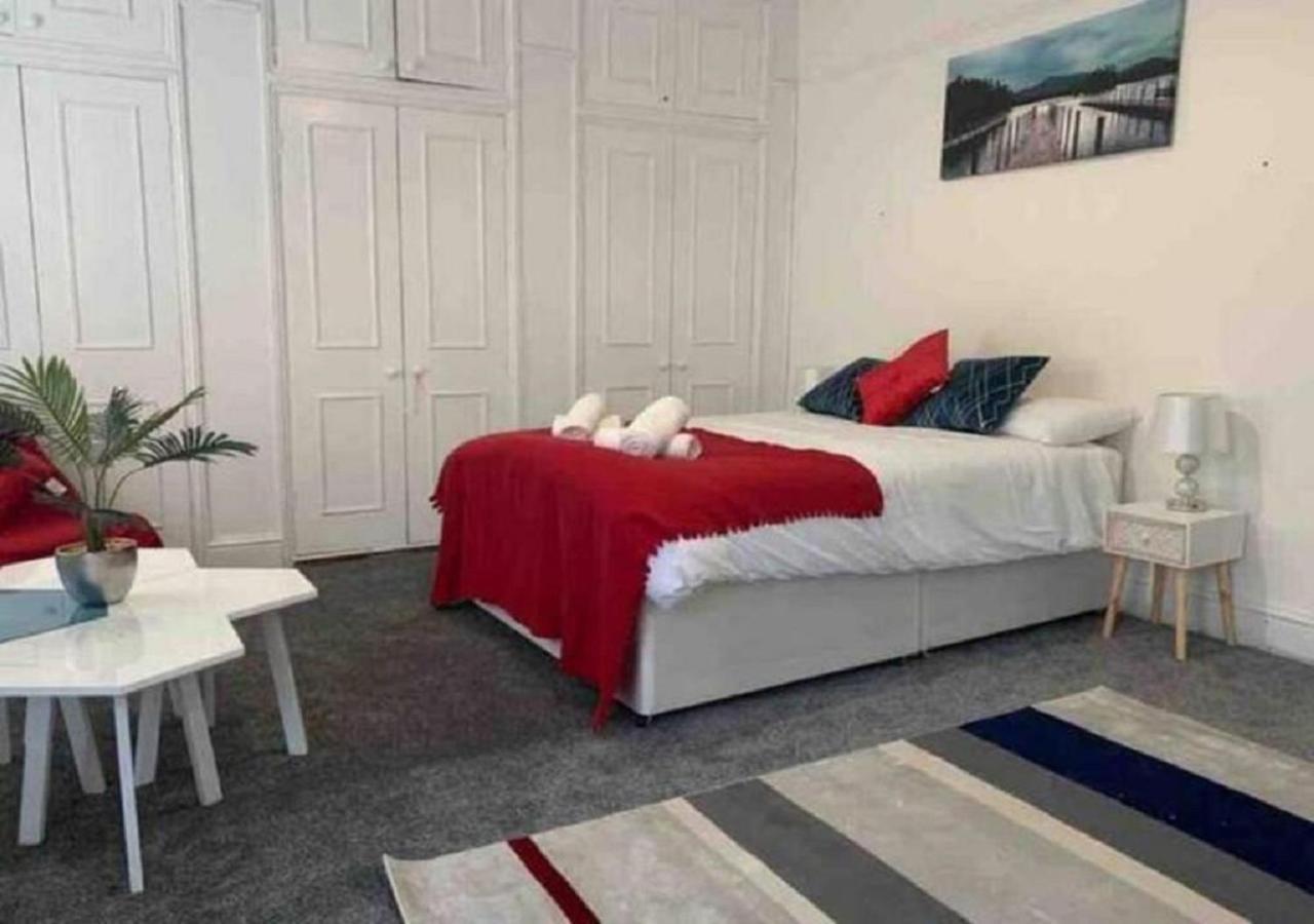 Balham, South London Spacious Guest House 5, 6 Rooms Available المظهر الخارجي الصورة